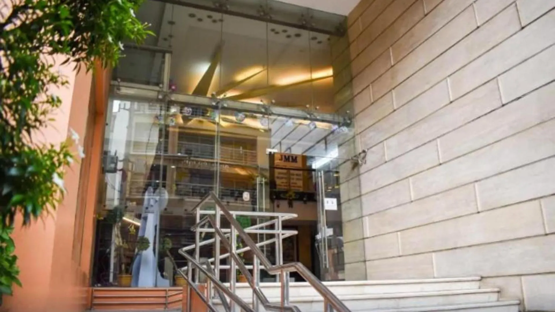 Family Room Staycation In The Heart Of Manila, With 2 Balcony Plus 40 Percent Promo Discount Plus Free Pool Access, Plus Free Sauna Promo In Manila Bay, Robinsons Place, Ermita, Pgh, Bellagio, Up Pedrogil, Staycation Updated 2025 Price