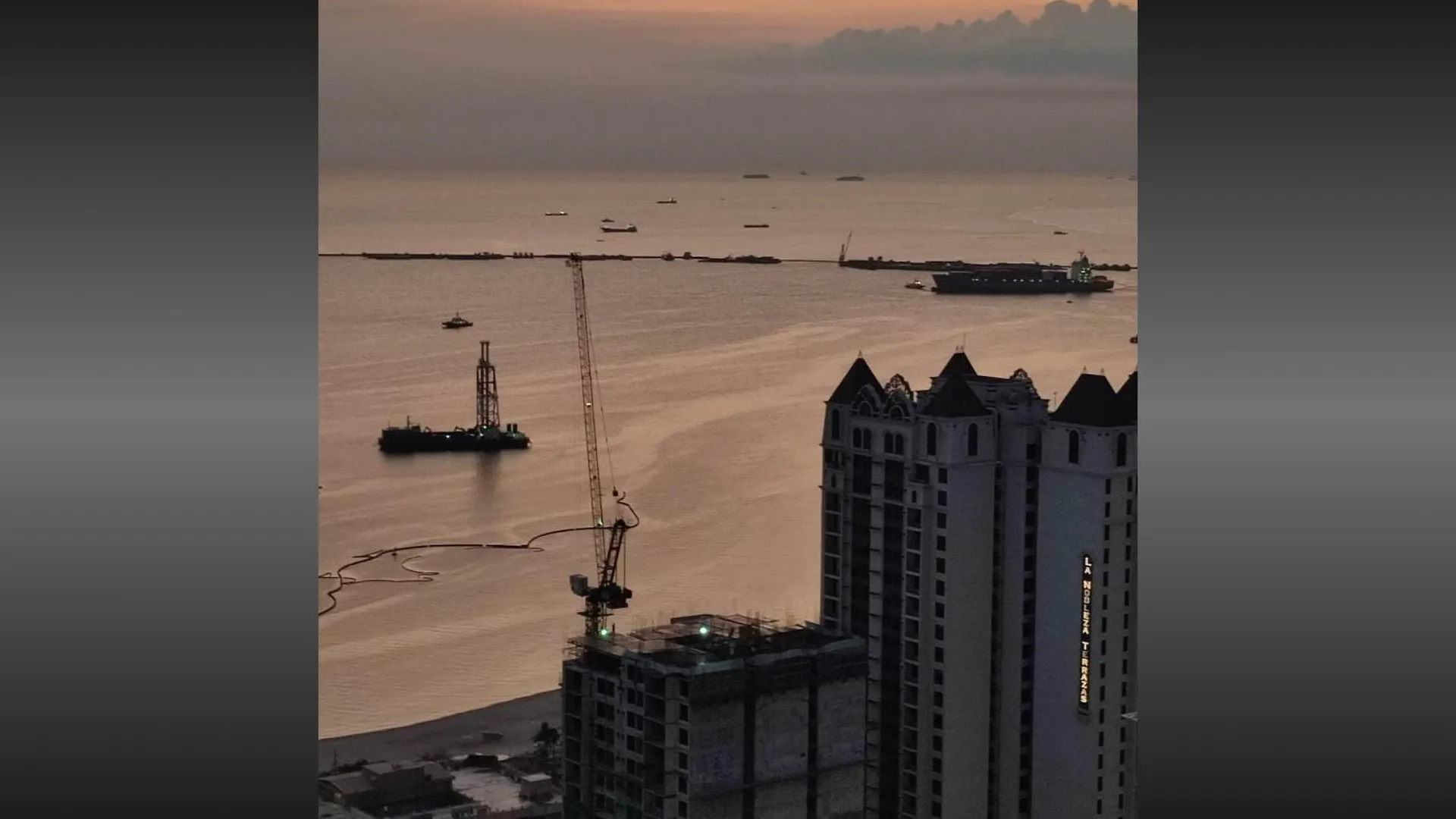 Szálloda Family Room Staycation In The Heart Of Manila, With 2 Balcony Plus 40 Percent Promo Discount Plus Free Pool Access, Plus Free Sauna Promo In Manila Bay, Robinsons Place, Ermita, Pgh, Bellagio, Up Pedrogil, Staycation Updated 2025 Price
