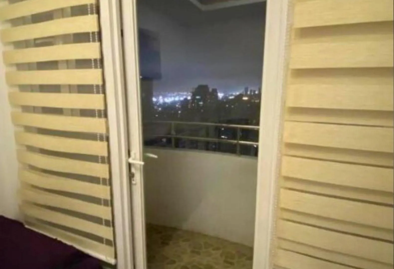 Family Room Staycation: Heart of Manila with Balcony and Pool Access 0*,  Philippines