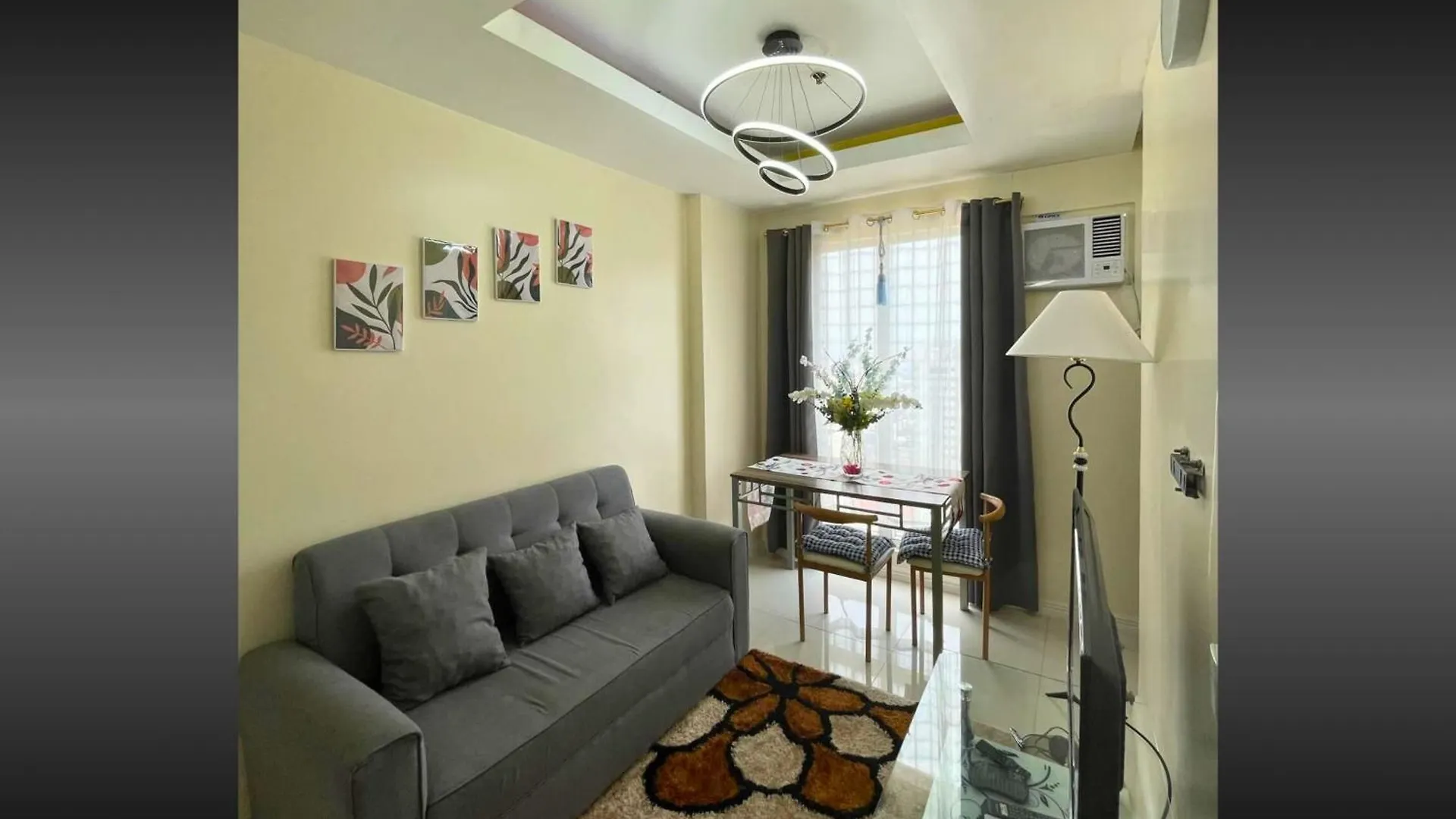 Family Room Staycation In The Heart Of Manila, With 2 Balcony Plus 40 Percent Promo Discount Plus Free Pool Access, Plus Free Sauna Promo In Manila Bay, Robinsons Place, Ermita, Pgh, Bellagio, Up Pedrogil, Staycation Updated 2025 Price